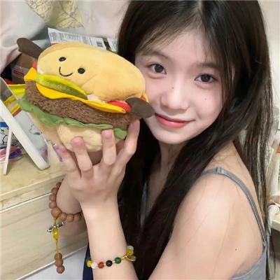 那还是卡洛森!